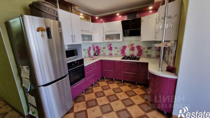 3-комн квартира Крым республика, Евпатория, улица им.9-го Мая, 126