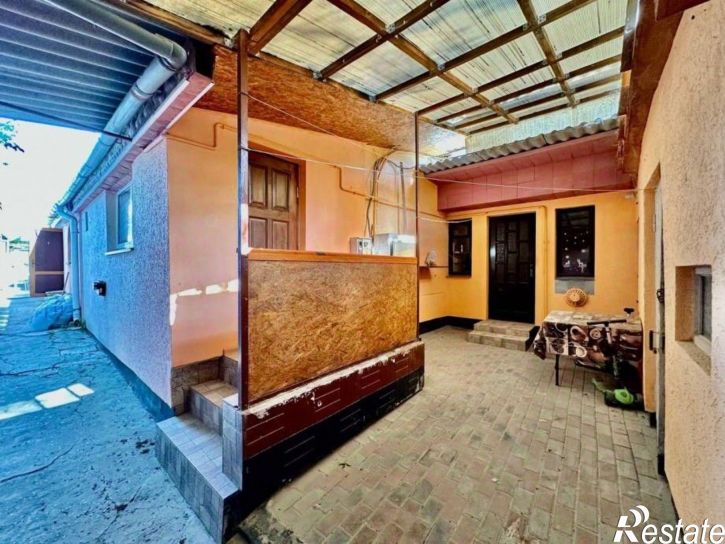 3-комн квартира Промышленная улица, 12,  д. 12