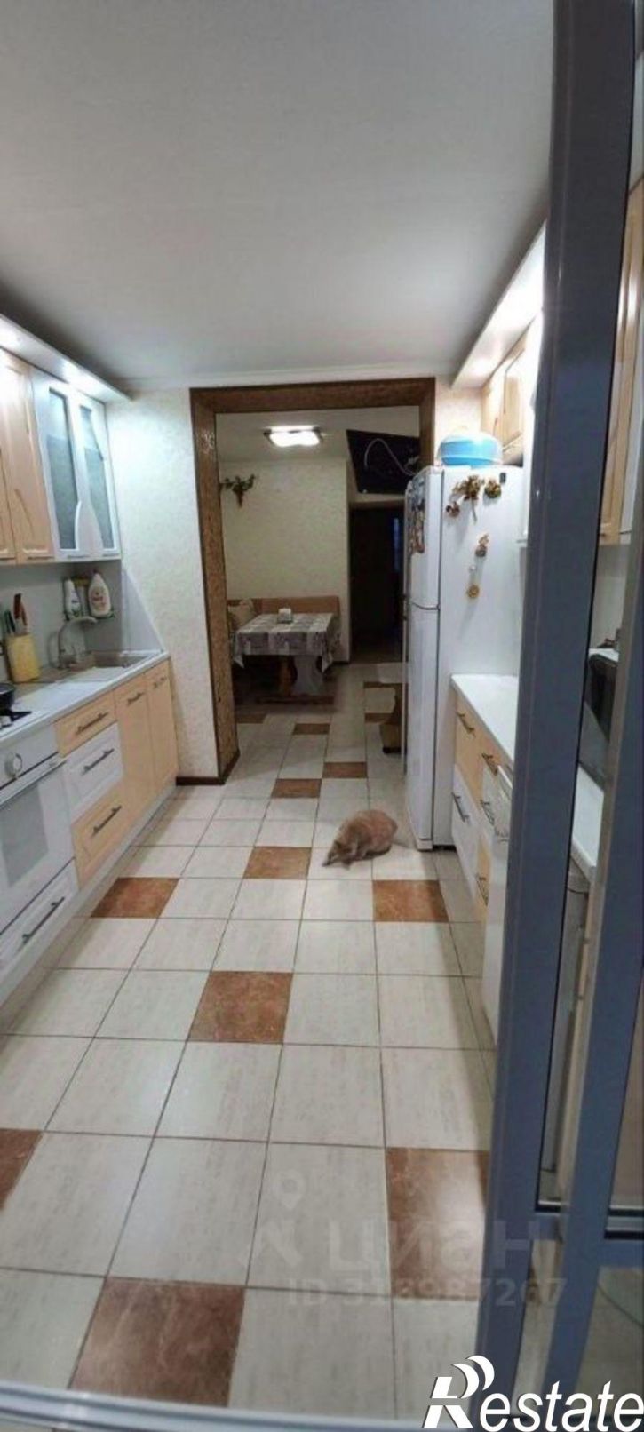 5-комн квартира Крым республика, Сакский район, Ромашкино