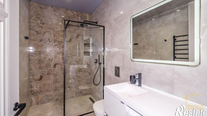 2-комн квартира г Ялта, улица Дражинского, д 48