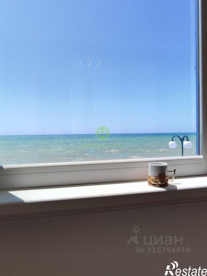 1-комн квартира улица Авиаторов, 1,  д. 1