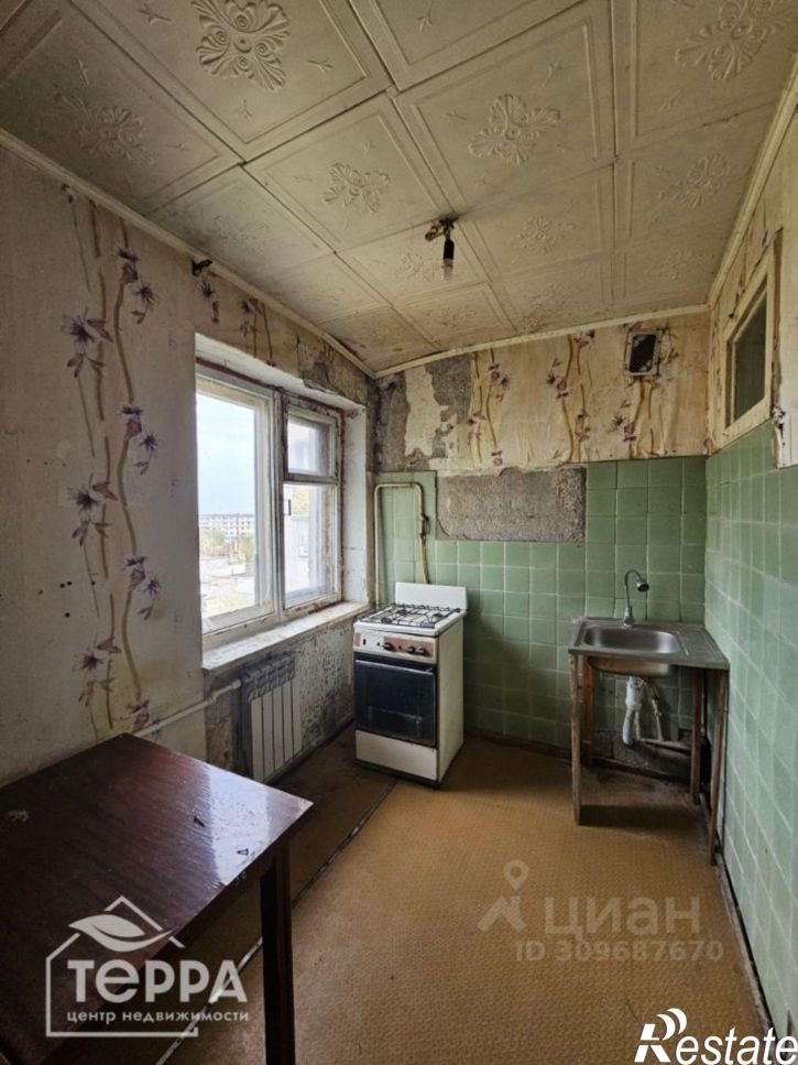 3-комн квартира проспект Героев Десантников, 6,  д. 6