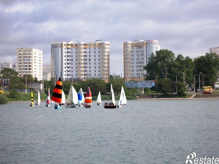 Помещение свободного назначения Севастополь, улица Героев Бреста, 116