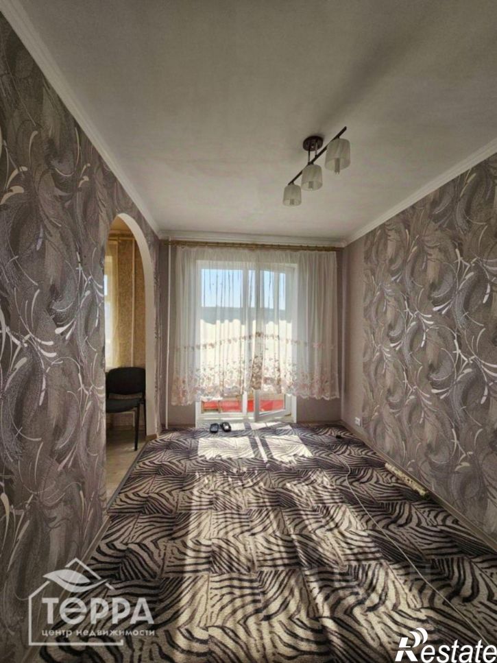 3-комн квартира проспект Героев Десантников, 6,  д. 6