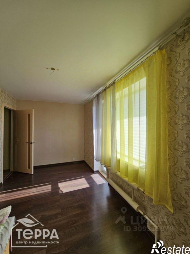 3-комн квартира проспект Героев Десантников, 6,  д. 6