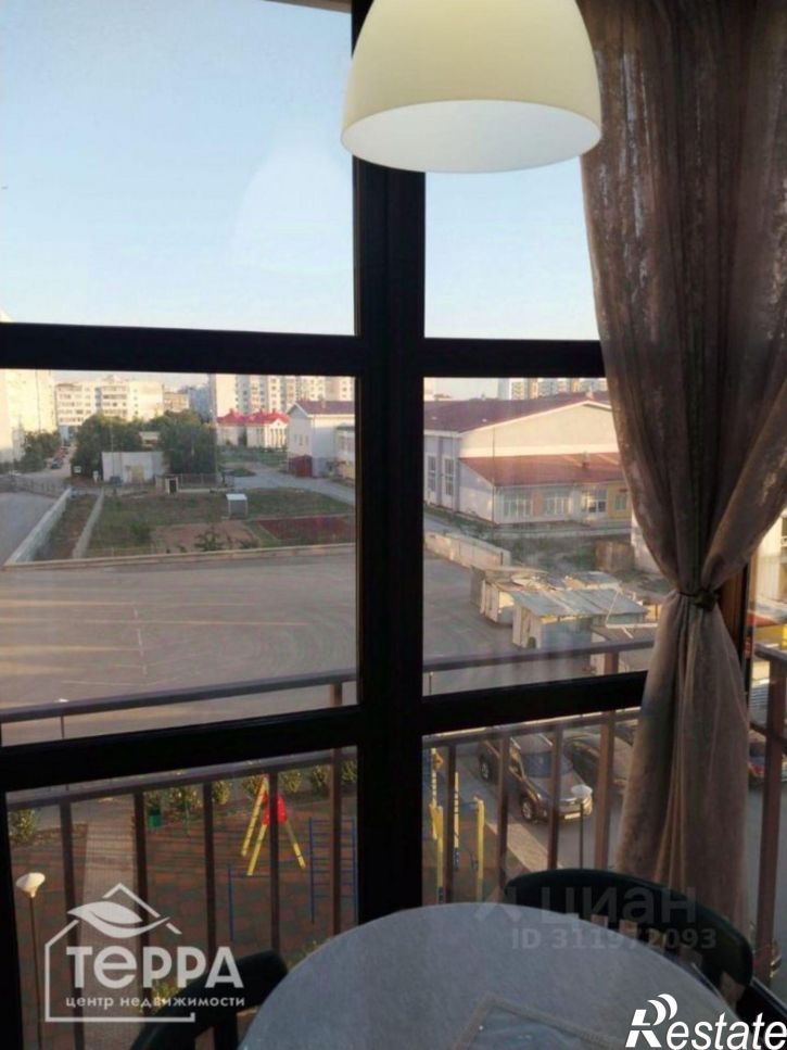 2-комн квартира Евпатория г., Победы пр-кт., 87б