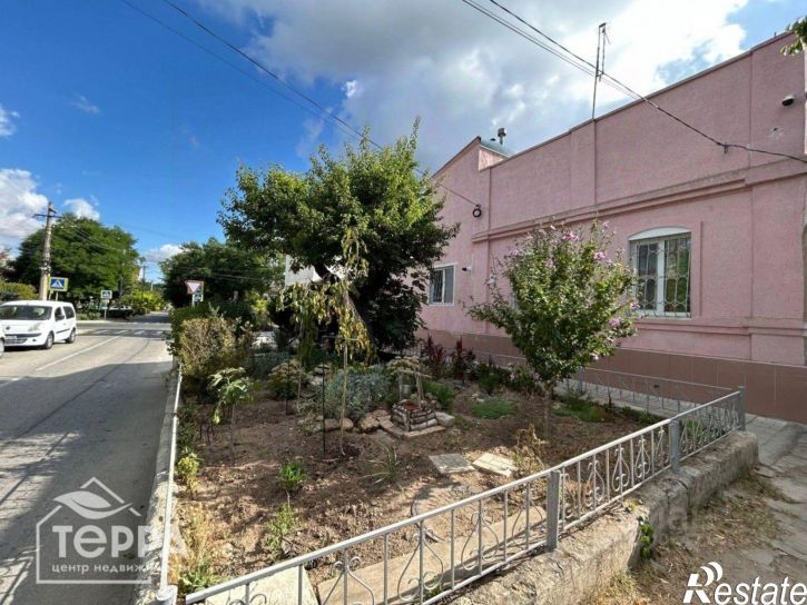 5-комн квартира Евпатория г., Толстого ул., 16