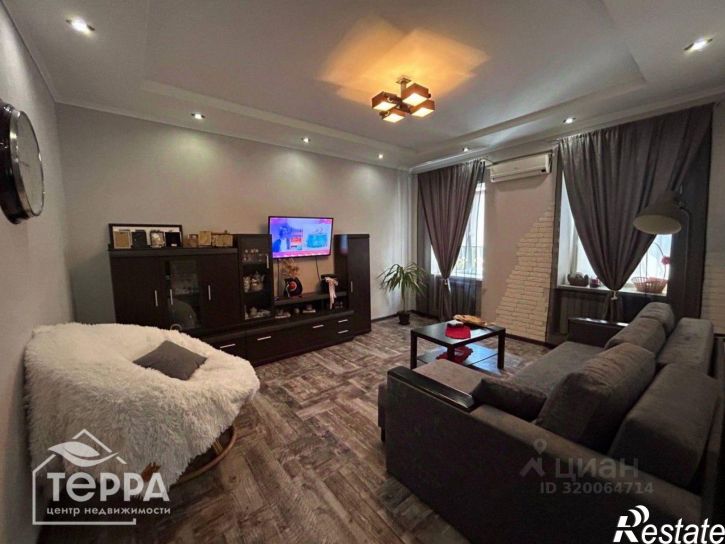 5-комн квартира Евпатория г., Толстого ул., 16