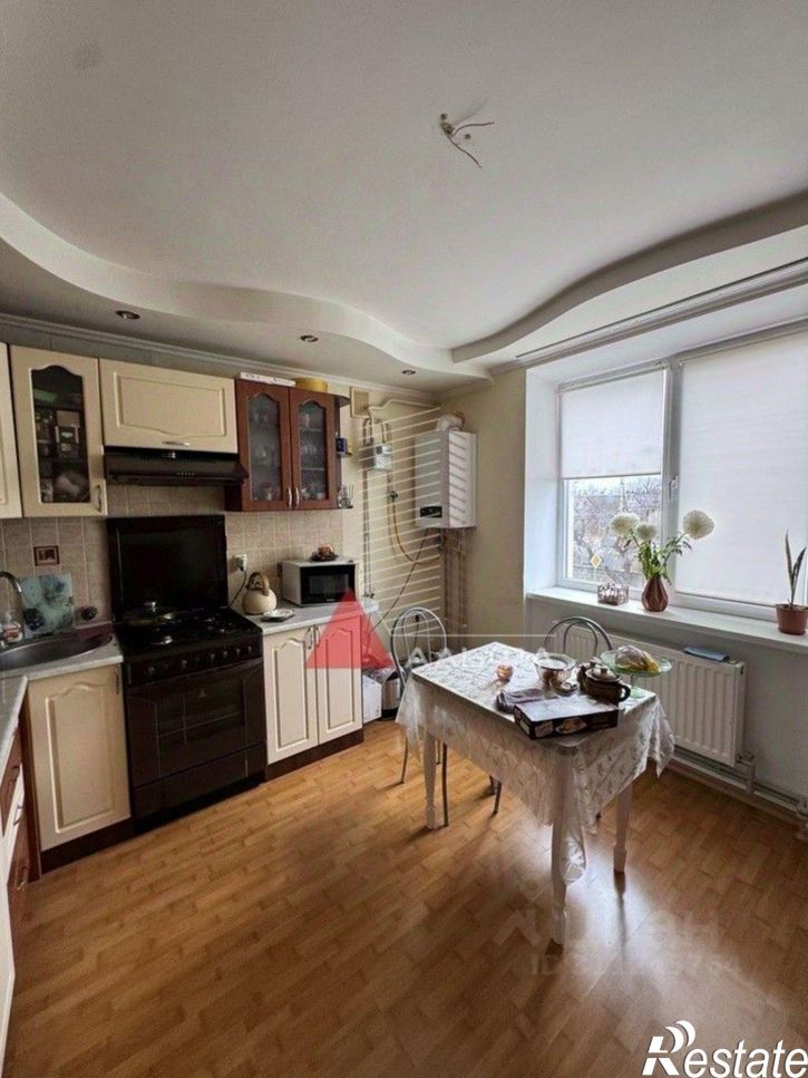 3-комн квартира улица Космонавтов, 36А,  д. 36А