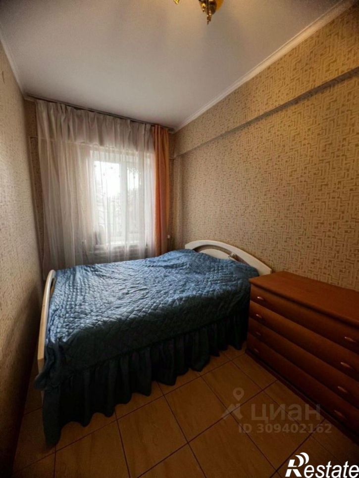 5-комн квартира Феодосия г., Обуховой ул., 26