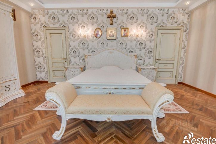 3-комн квартира Ялтинская, 16,  д. 16