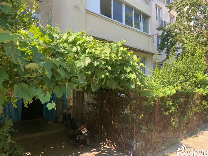 2-комн квартира улица Сурикова Василия, 18,  д. 18