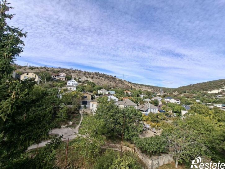 3-комн квартира Севастополь, Инкерман г., улица Менжинского, 20