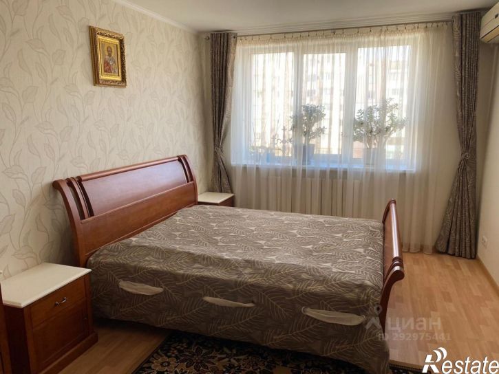 3-комн квартира Евпатория, улица 9 Мая, 106