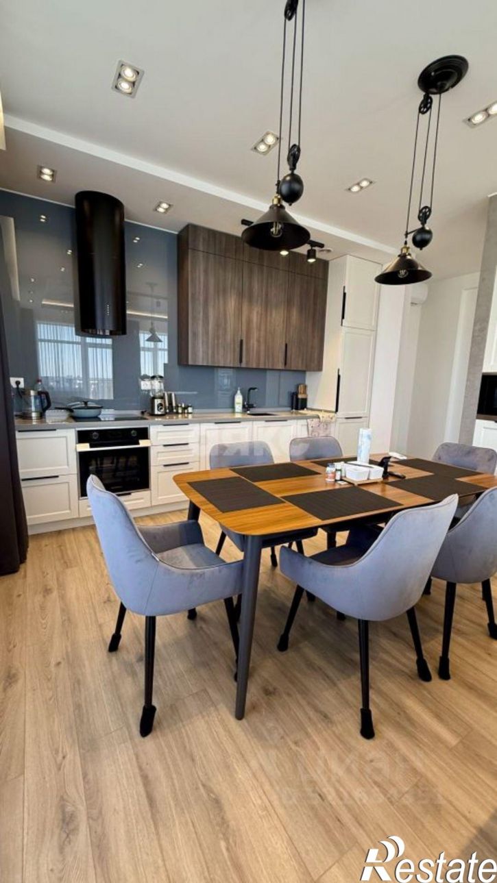 3-комн квартира Симферополь г., Центральный