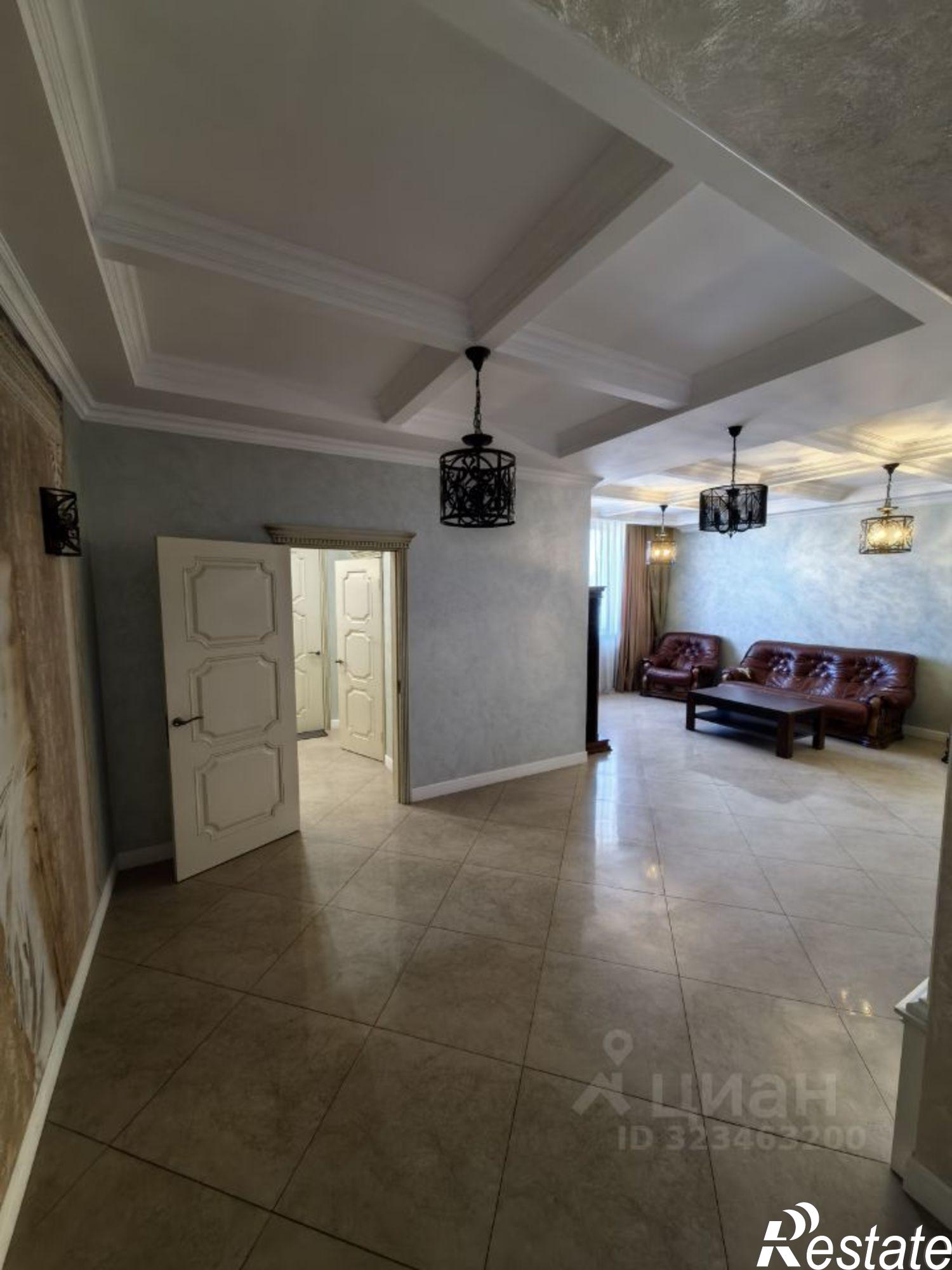 Сдать дачу, дом, коттедж за 110 000 рублей на улица Ефремова, 40