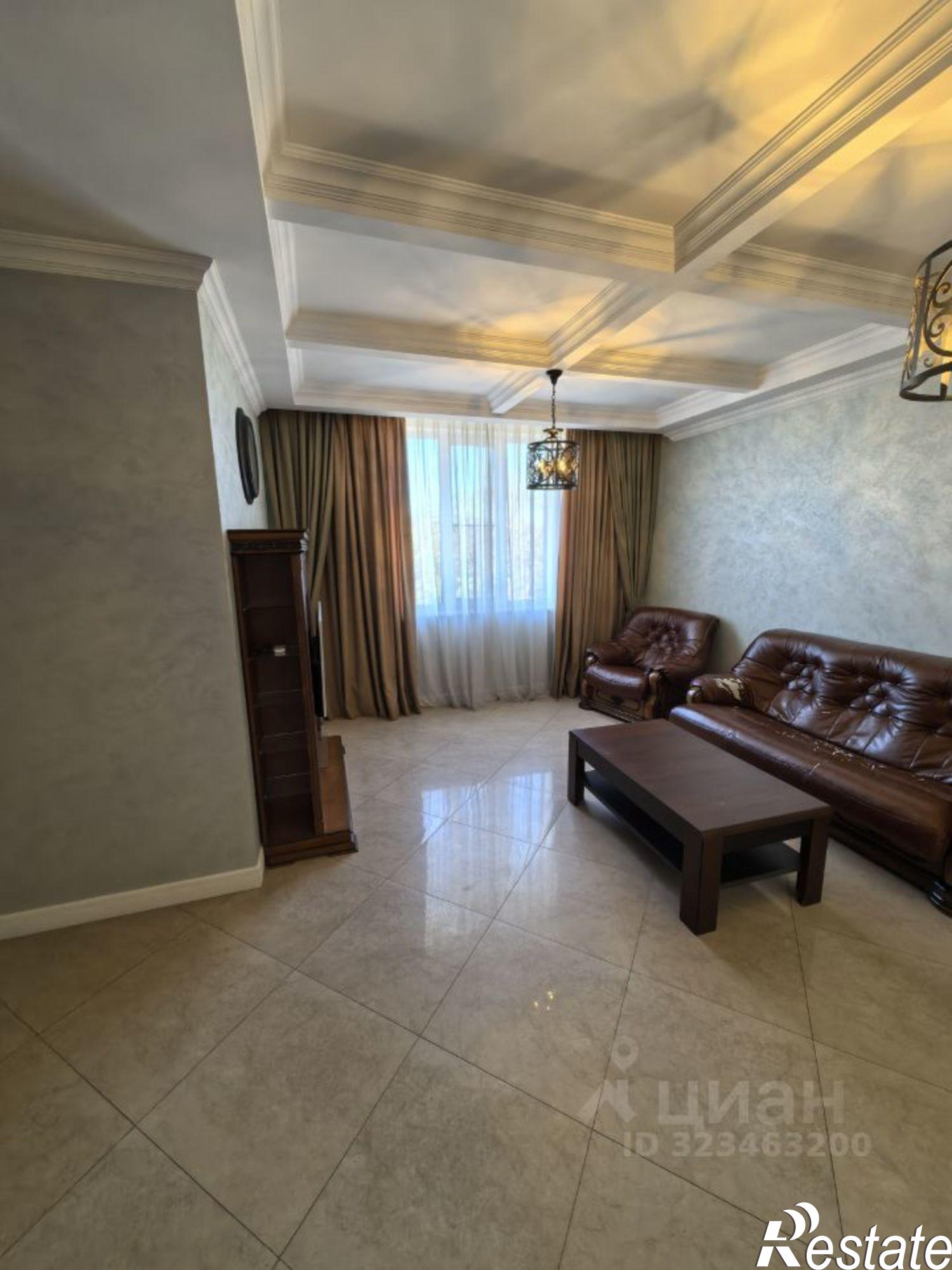 Сдать дачу, дом, коттедж за 110 000 рублей на улица Ефремова, 40