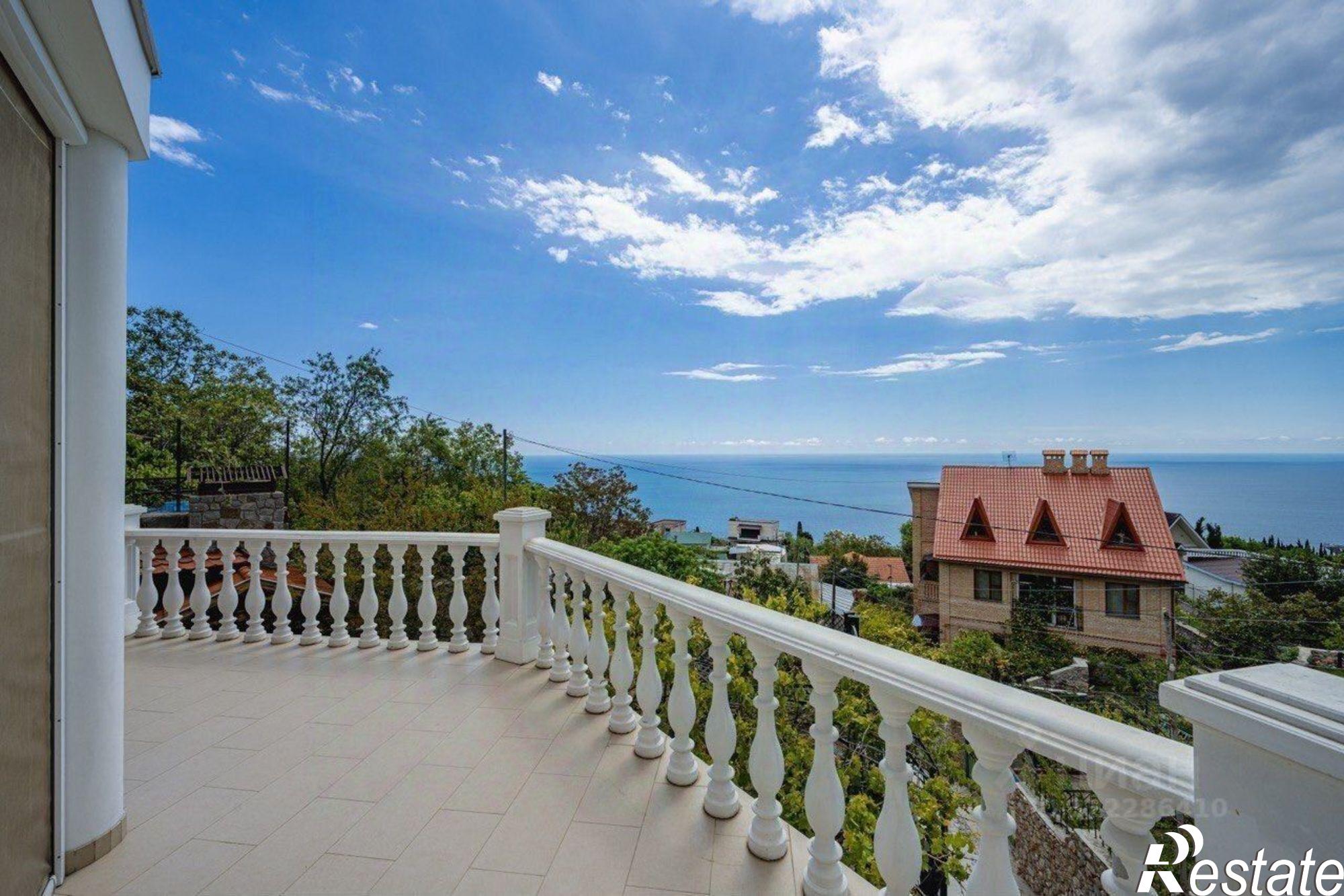 Сдать дачу, дом, коттедж за 300 000 рублей на улица Врачей Михайловых