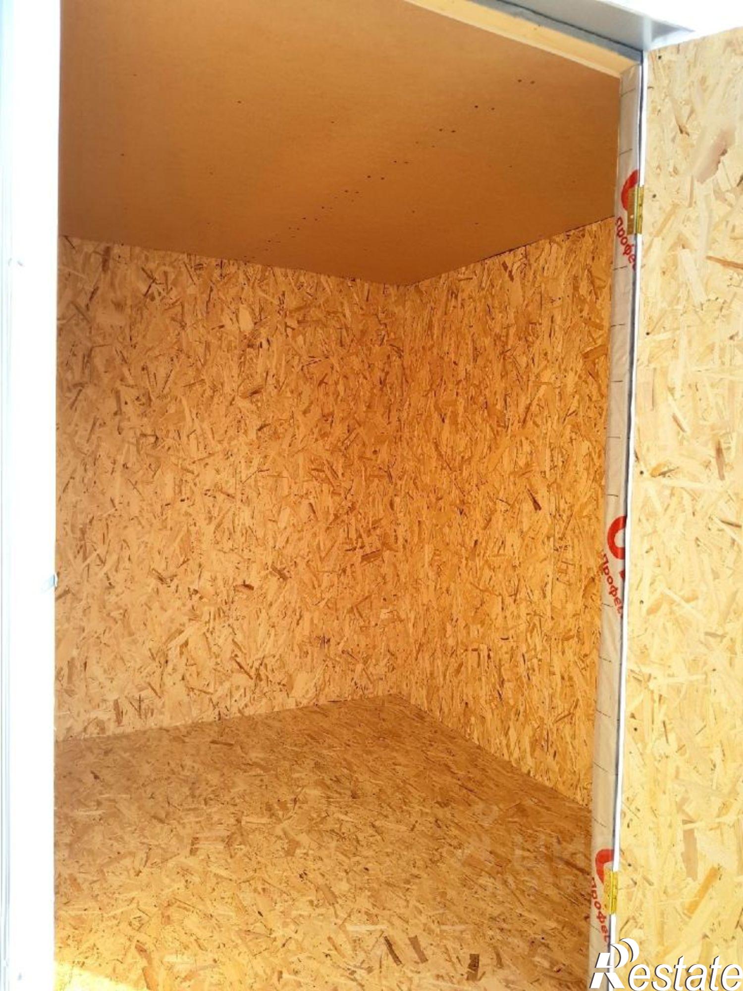 Сдать гараж, место в паркинге за 1 800 рублей на ул Токарева, 8