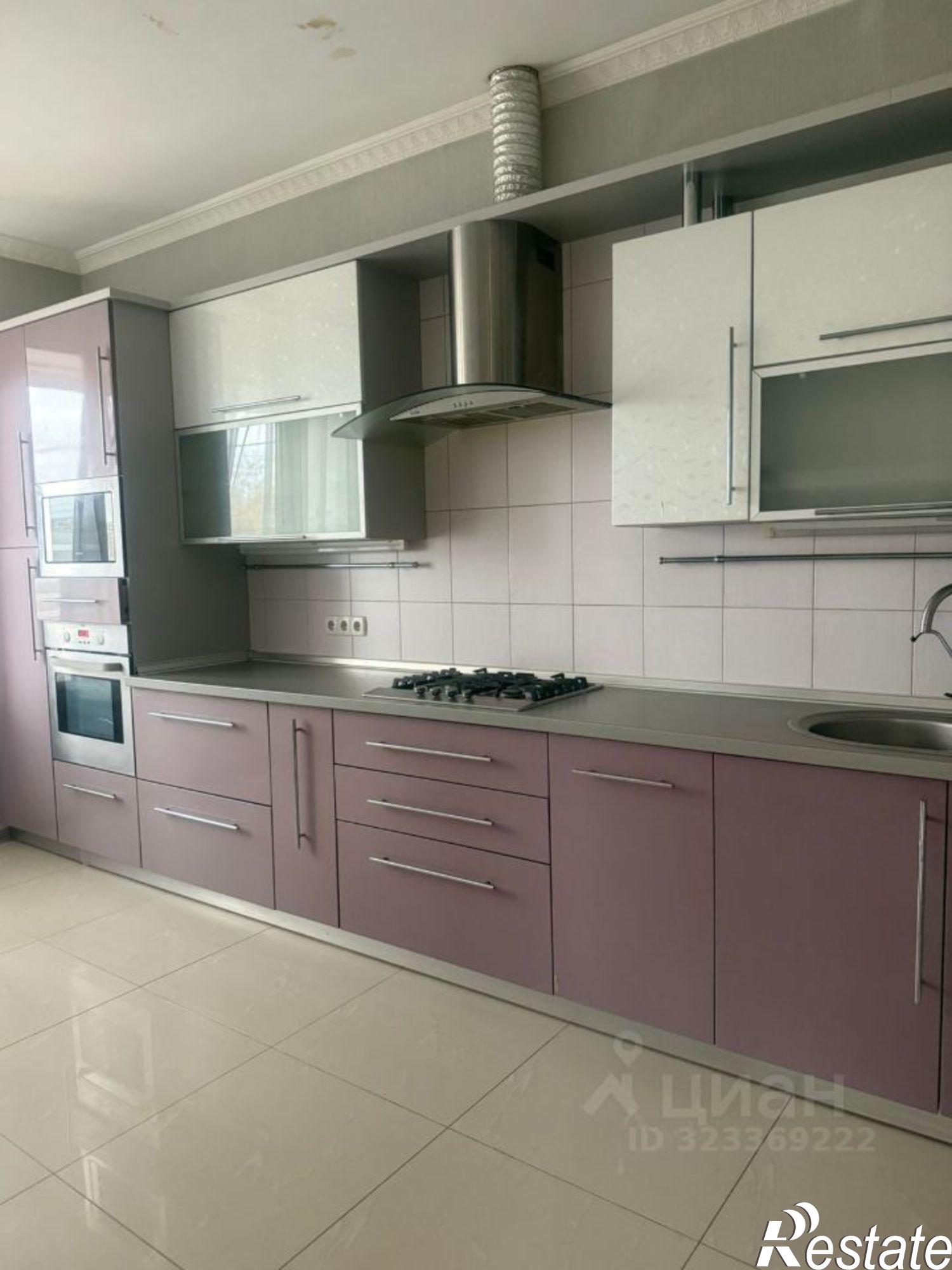 Сдать дачу, дом, коттедж за 50 000 рублей на ул Гагарина, 17