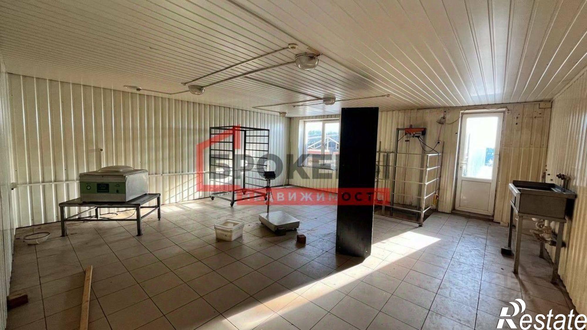 Сдать ОСЗ, отдельно стоящее здание за 250 035 рублей на ул Индустриальная, 15