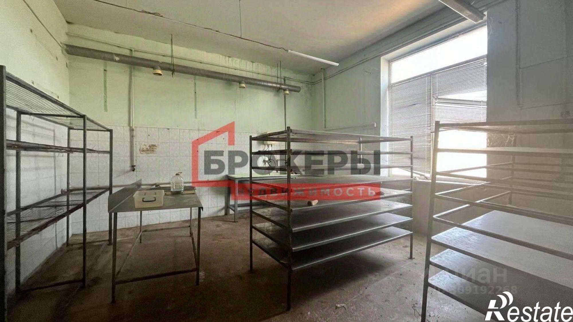 Сдать ОСЗ, отдельно стоящее здание за 250 035 рублей на ул Индустриальная, 15