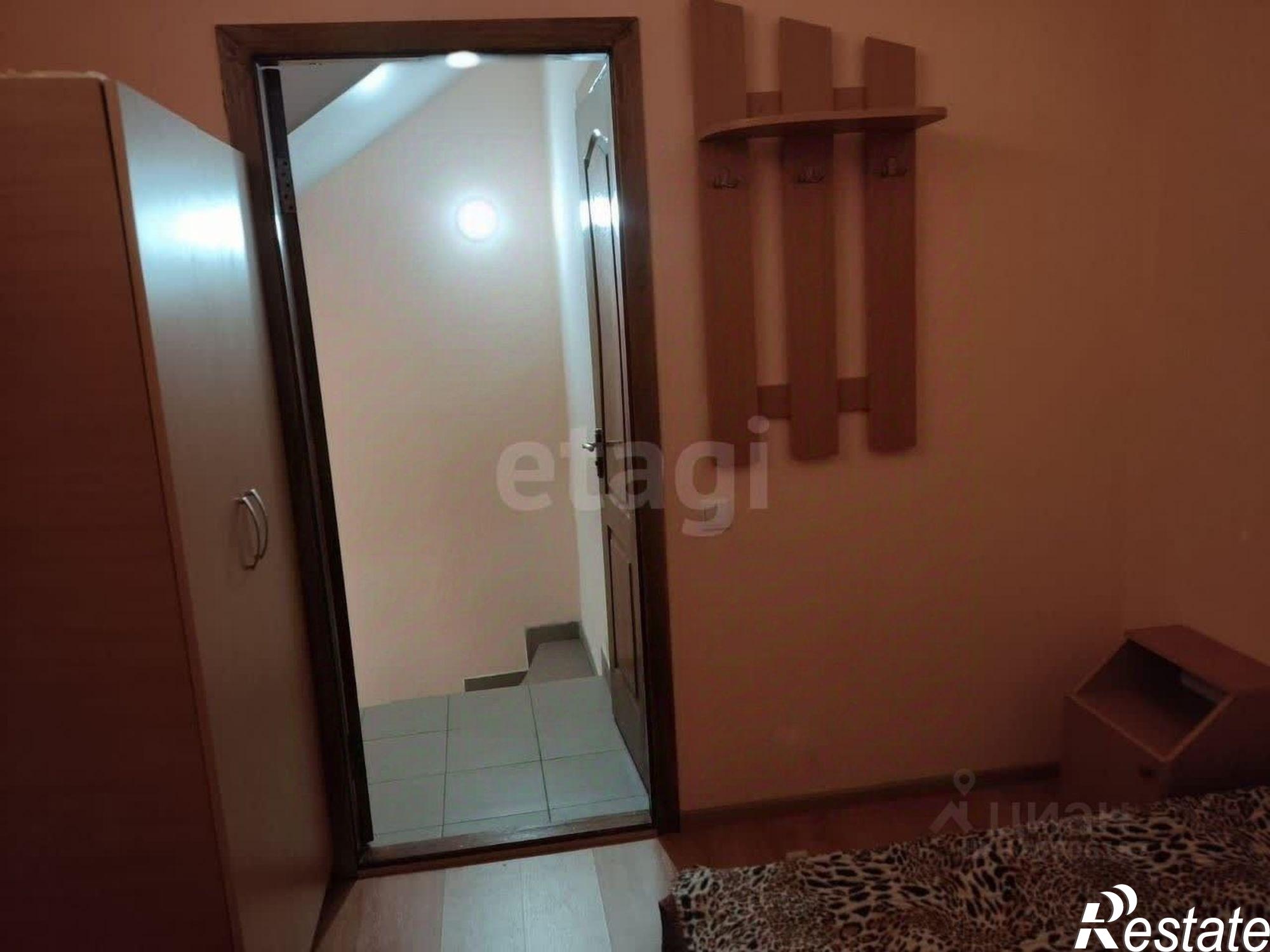 Сдать дачу, дом, коттедж за 25 000 рублей на улица Октябрьской Революции, 40