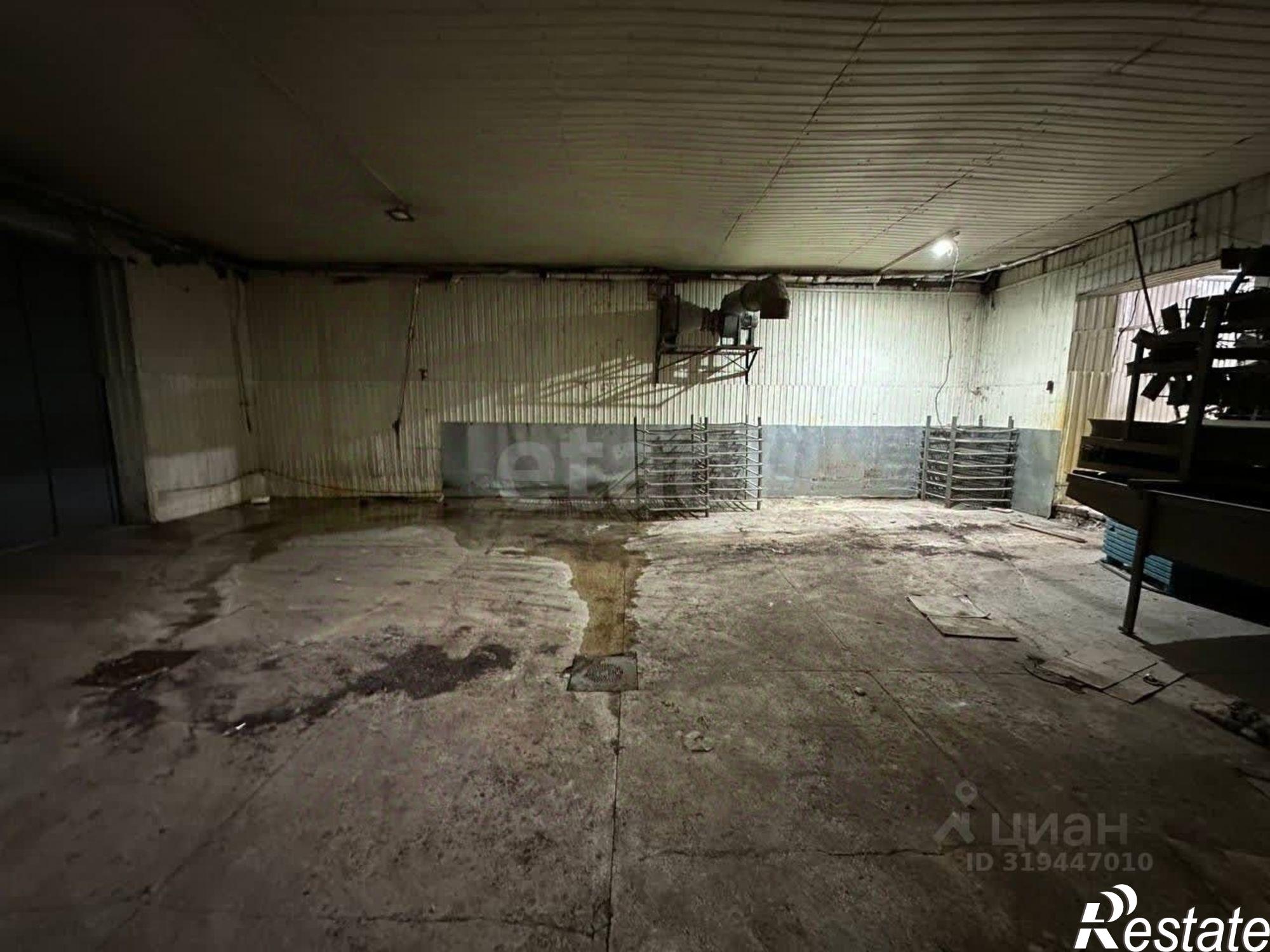 Сдать складское помещение за 27 500 рублей на Симферопольский район