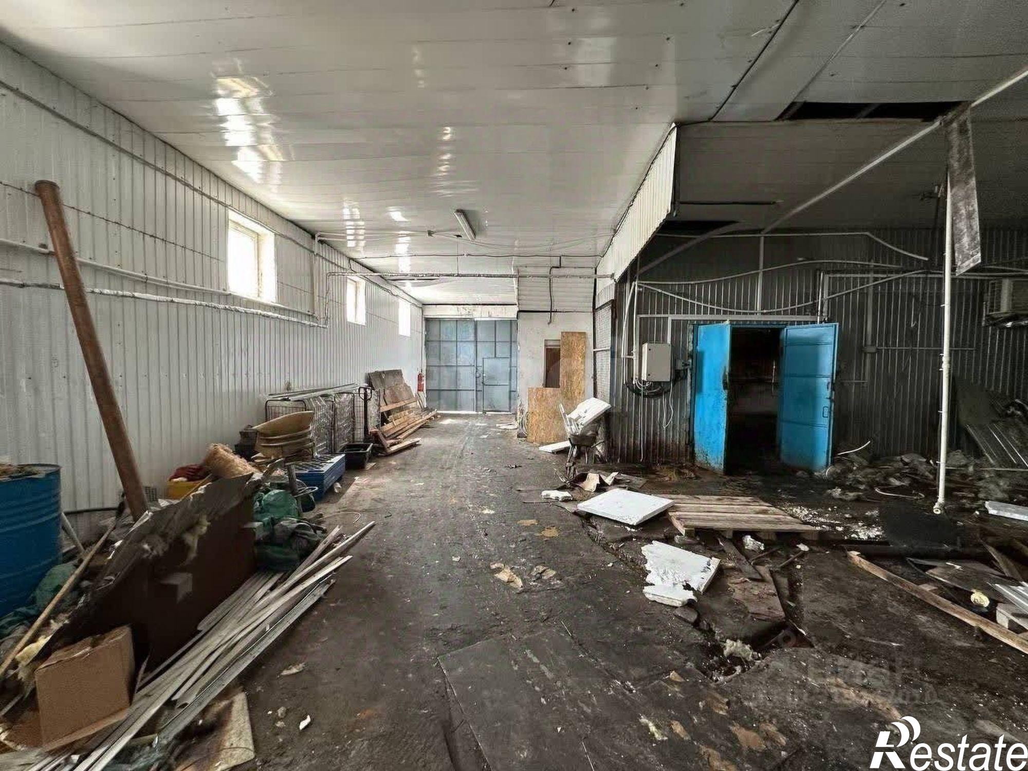 Сдать складское помещение за 27 500 рублей на Симферопольский район