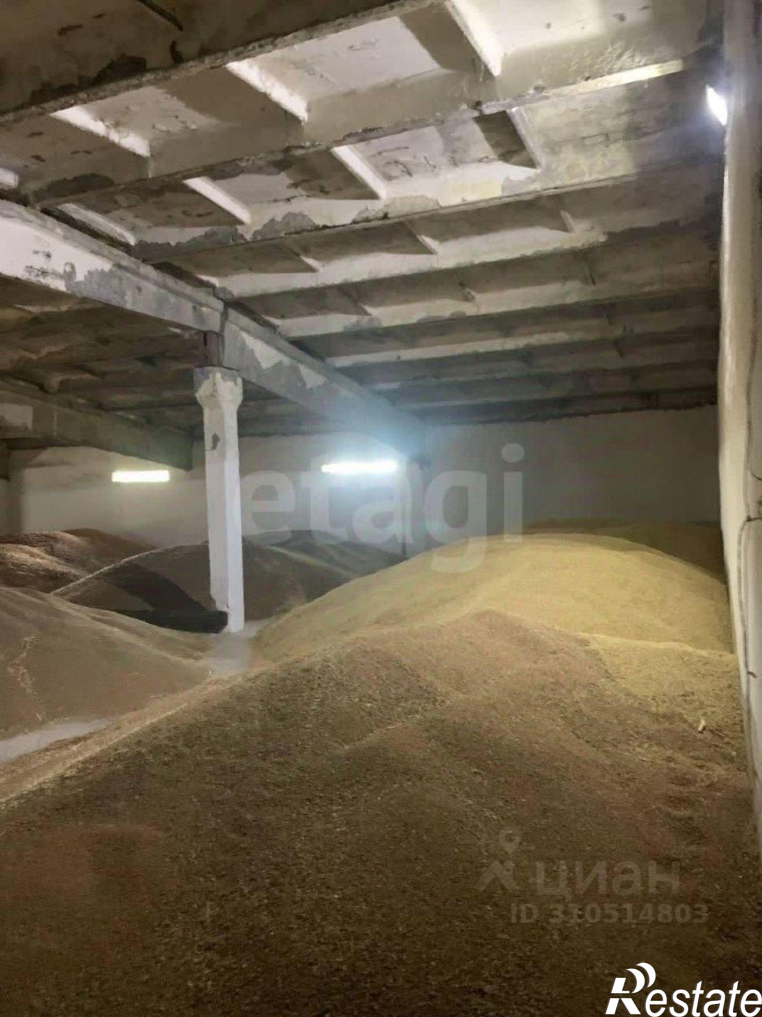 Купить складское помещение за 18 995 500 рублей на Белогорский район