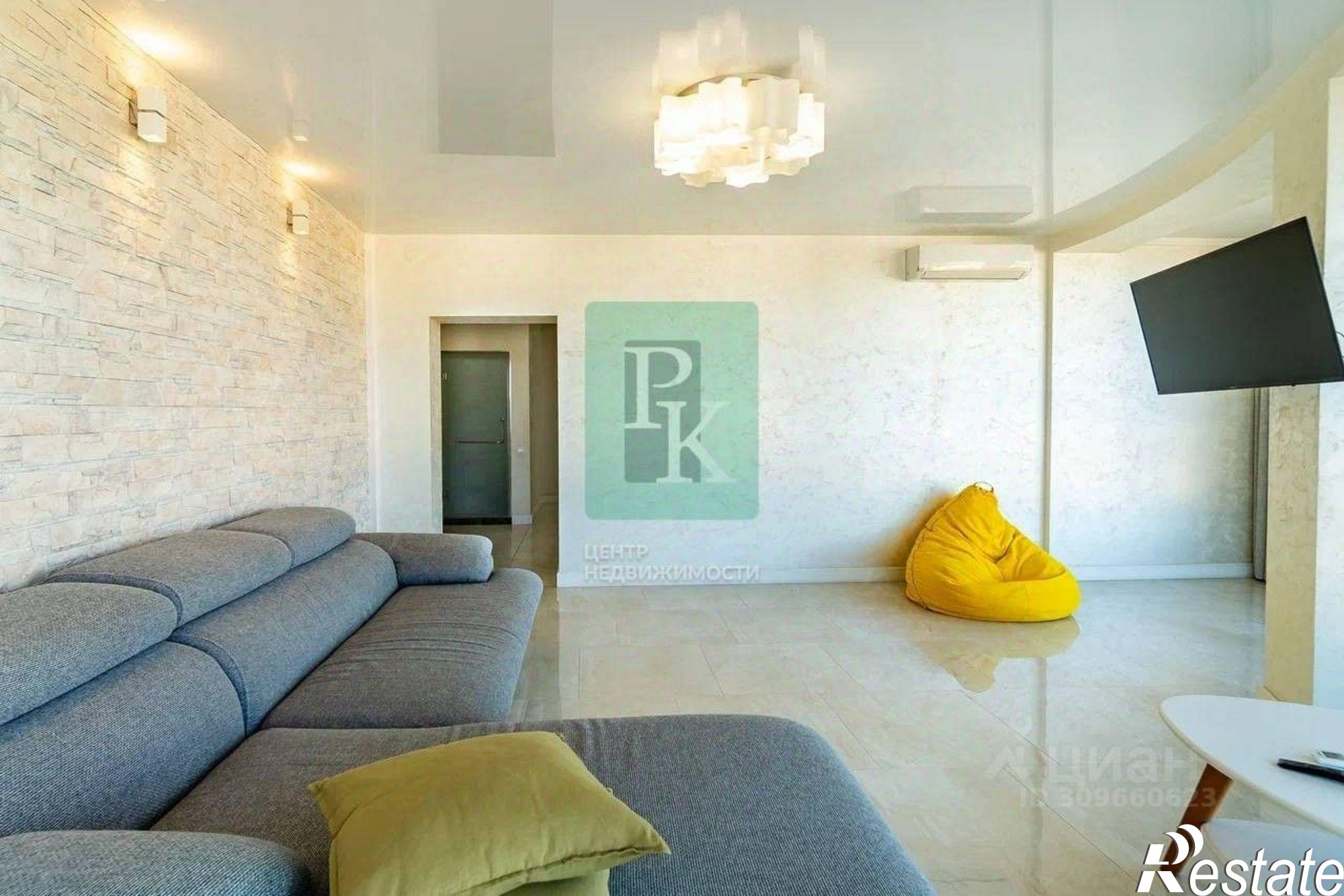 Купить квартиру за 20 000 000 рублей на проспект Генерала Острякова, 244 к7