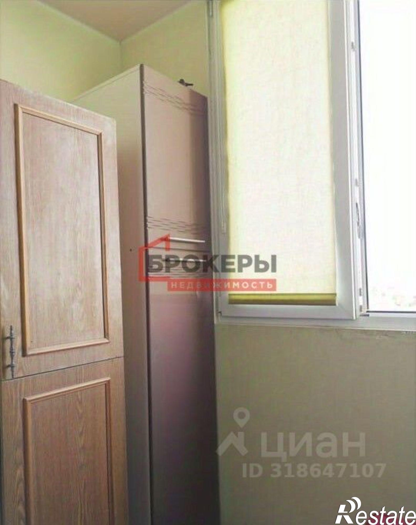 Купить комнату за 1 800 000 рублей на ул Маршала Крылова, 8