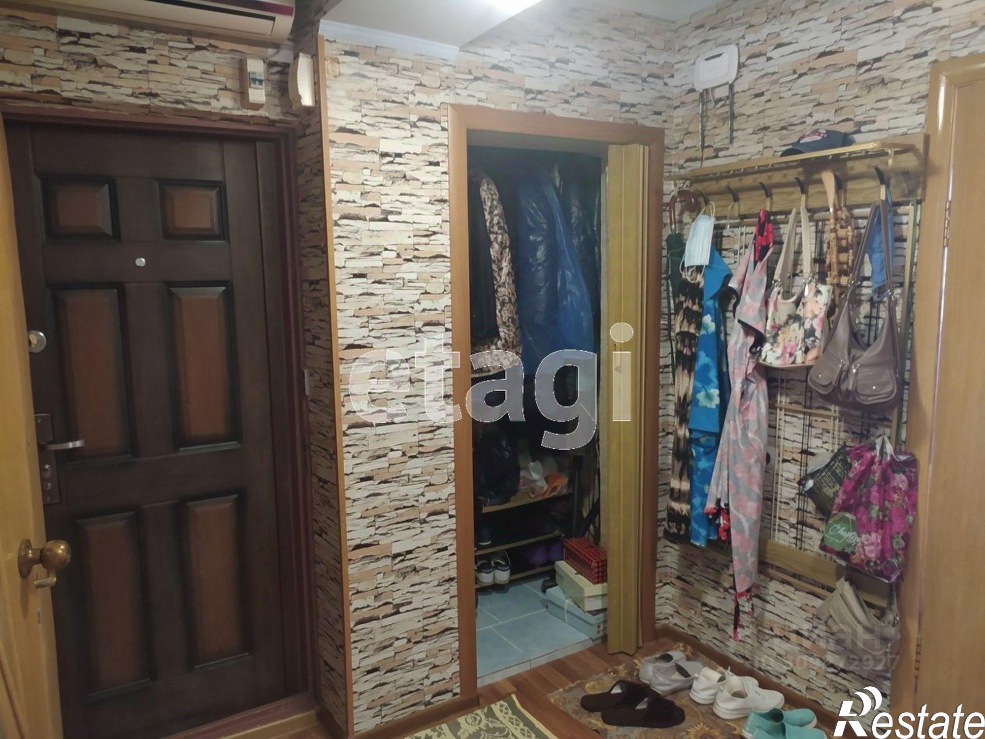 Купить квартиру за 6 100 000 рублей на проспект Героев Десантников, 2