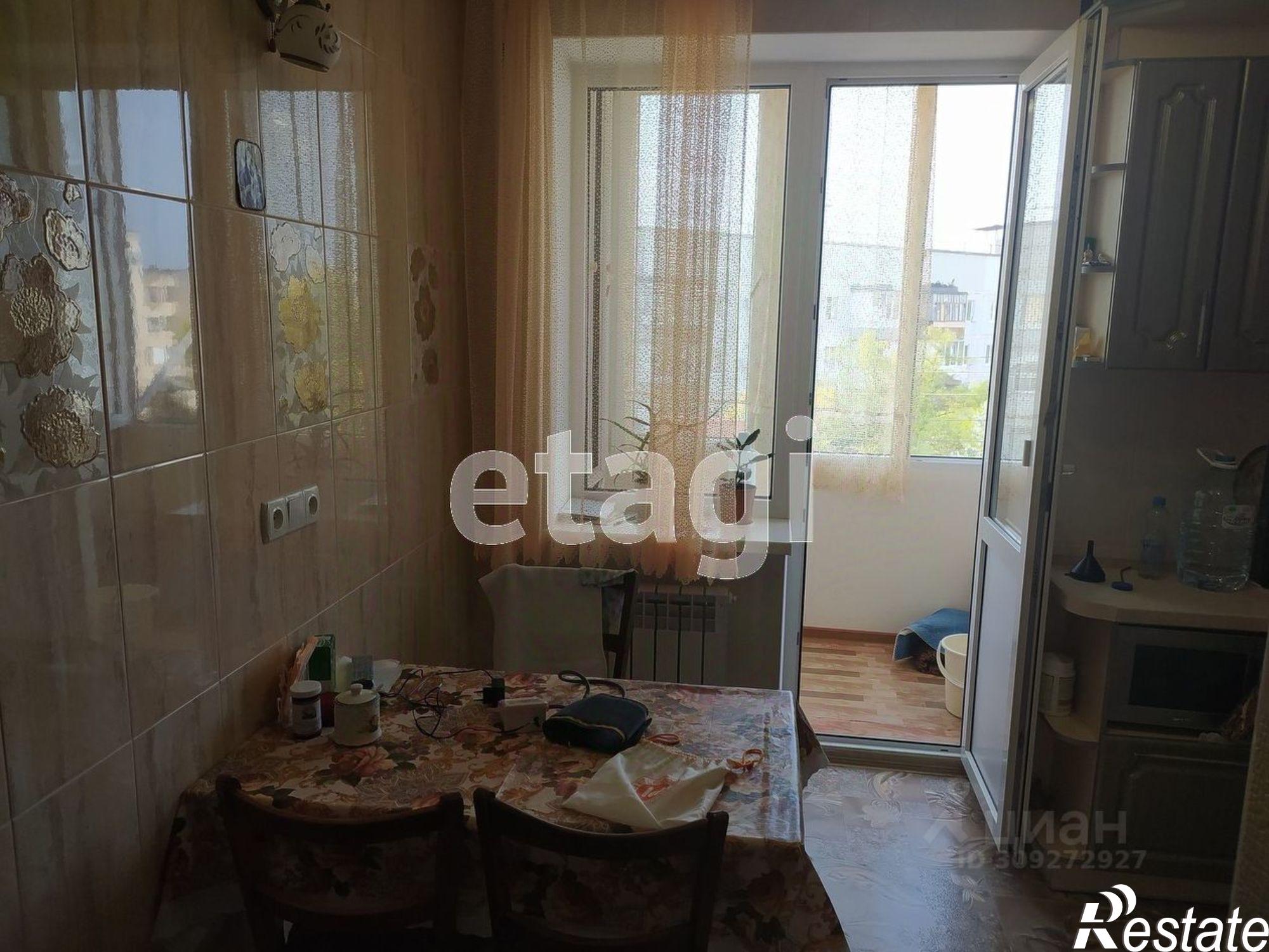 Купить квартиру за 6 100 000 рублей на проспект Героев Десантников, 2