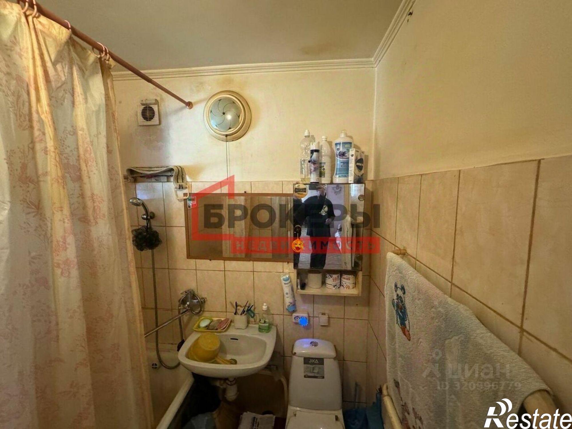 Купить квартиру за 6 950 000 рублей на улица Маршала Крылова, 13