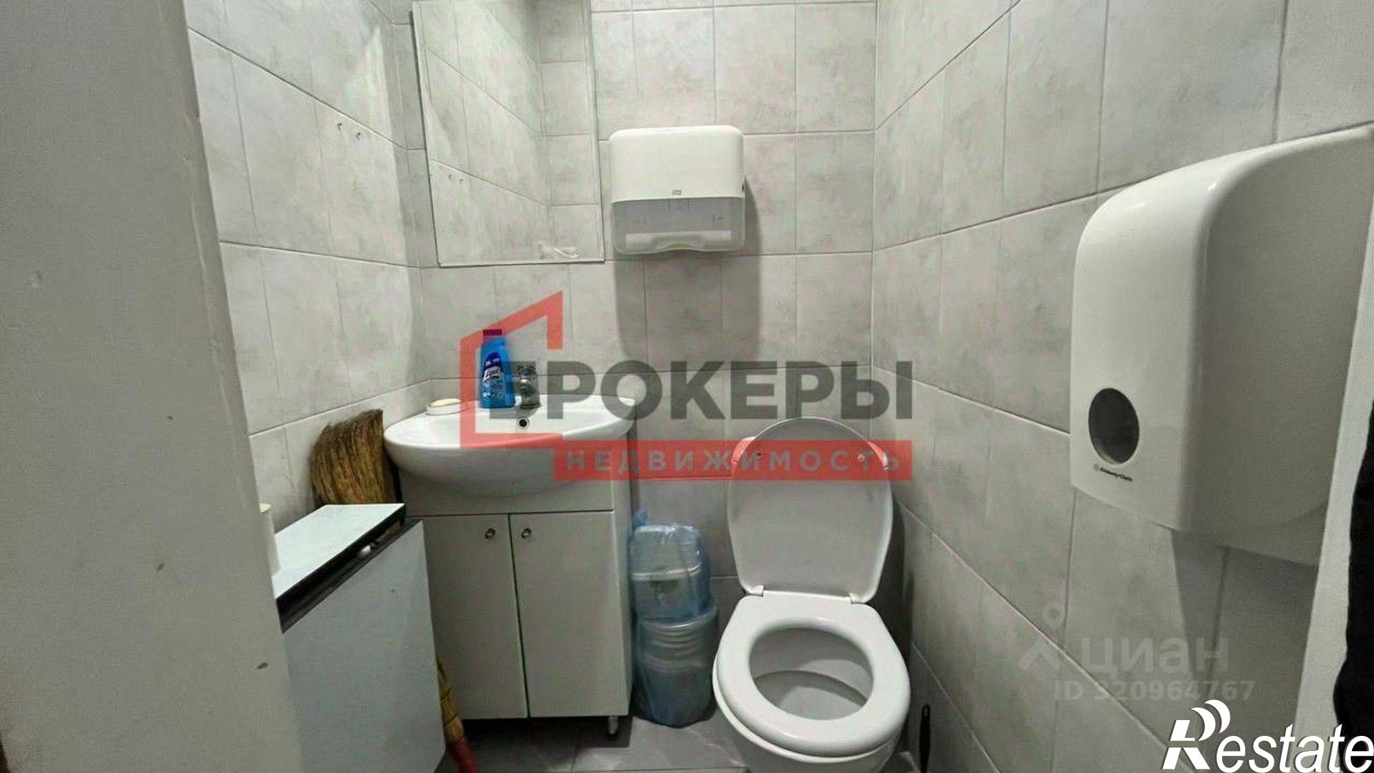 Купить ОСЗ, отдельно стоящее здание за 7 121 130 рублей на проспект Октябрьской Революции