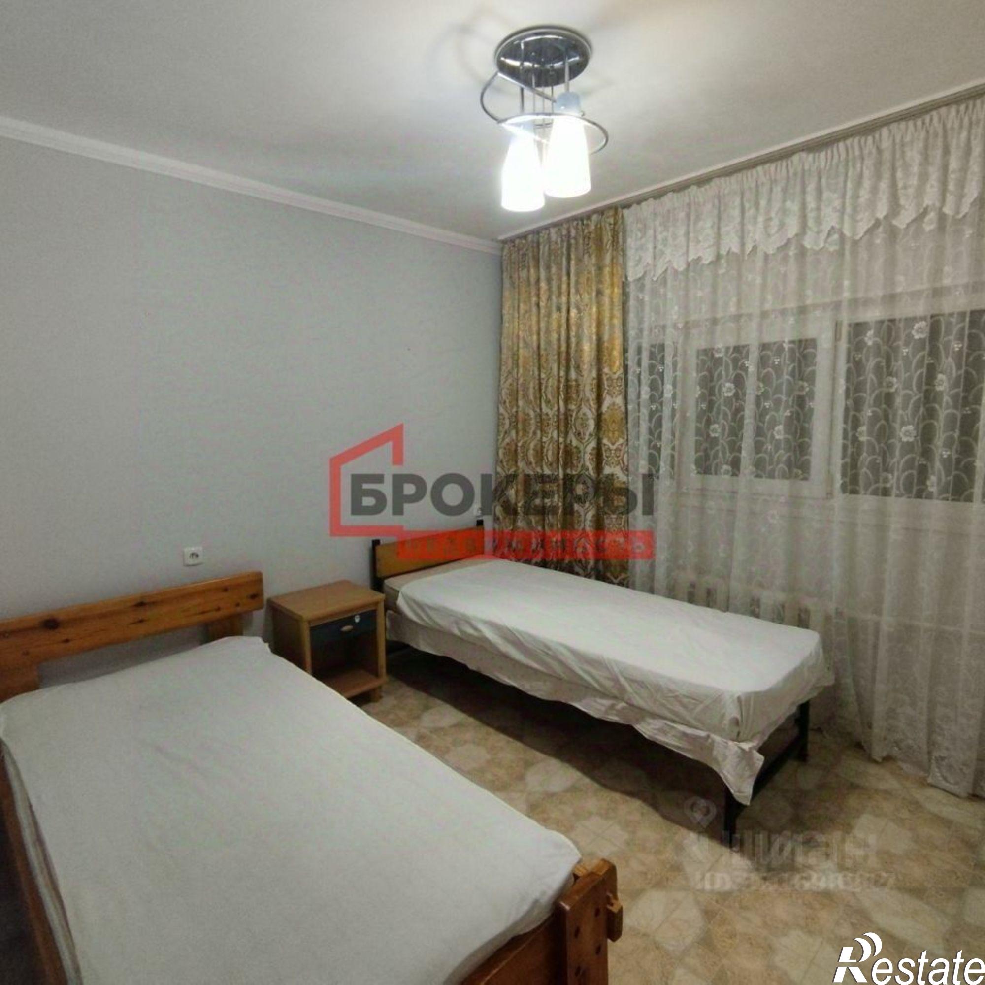 Купить квартиру за 12 000 000 рублей на проспект Генерала Острякова, 238