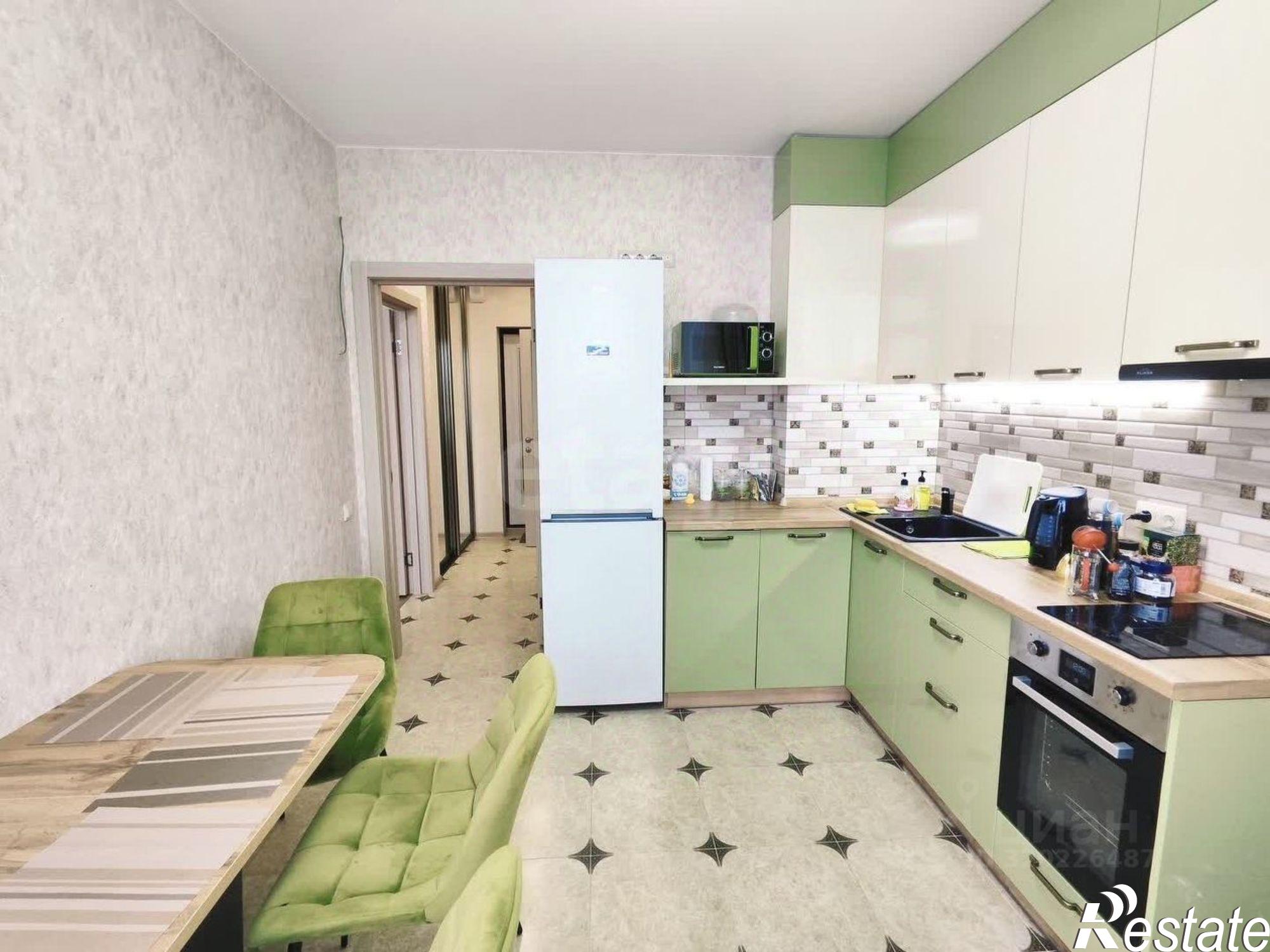 Купить квартиру за 10 500 000 рублей на Севастополь, Севастополь, улица Лётчиков, 6