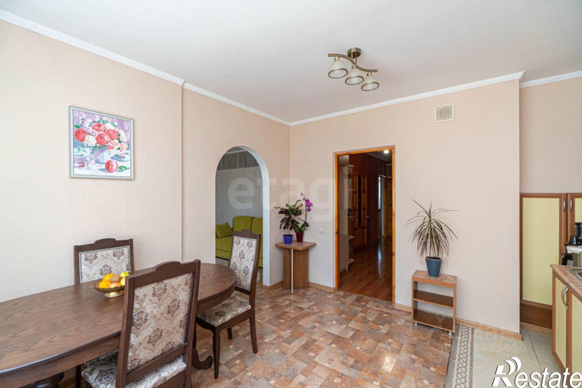 Купить квартиру за 13 700 000 рублей на пр-кт Победы, 44