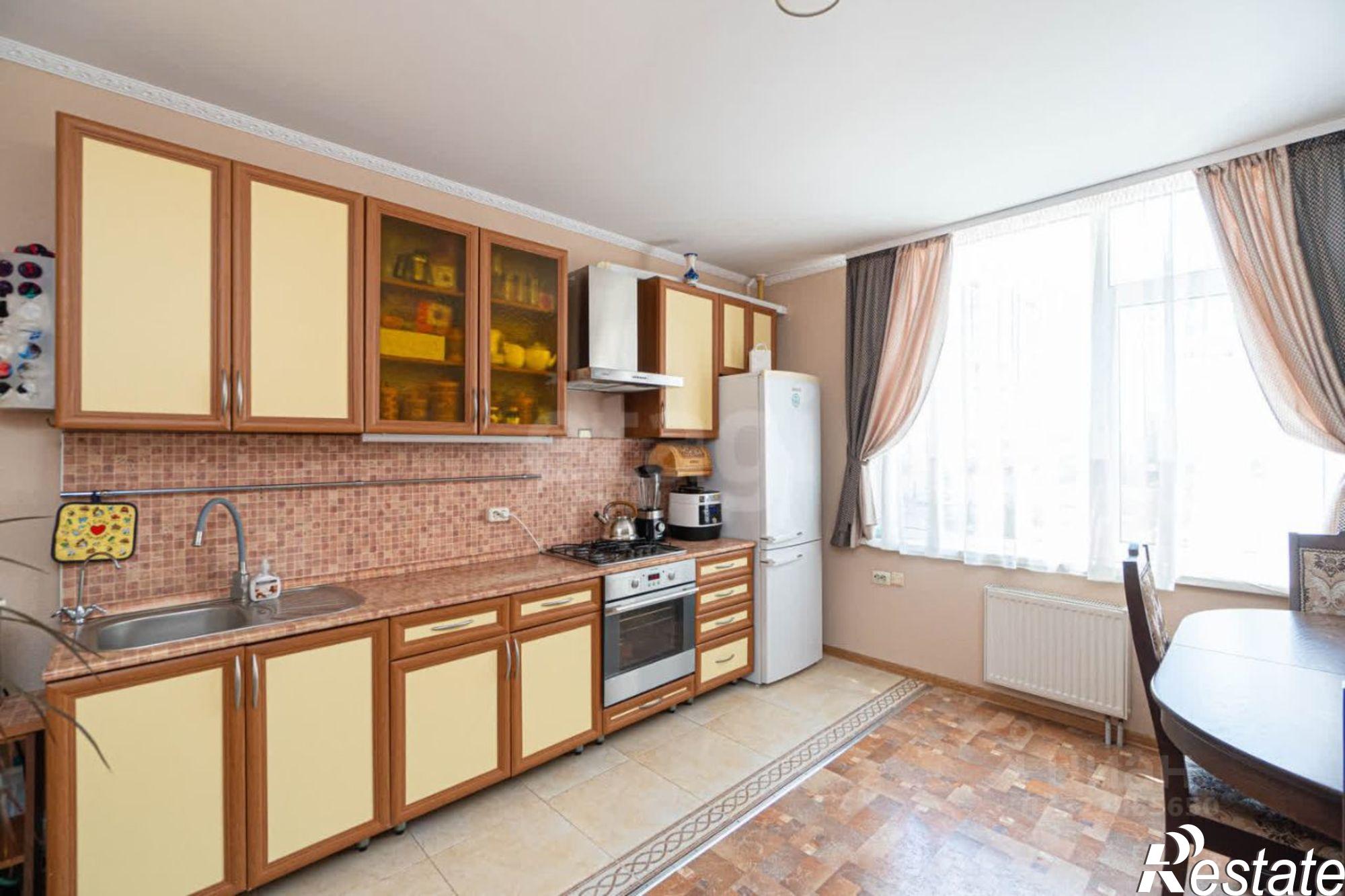 Купить квартиру за 13 700 000 рублей на пр-кт Победы, 44