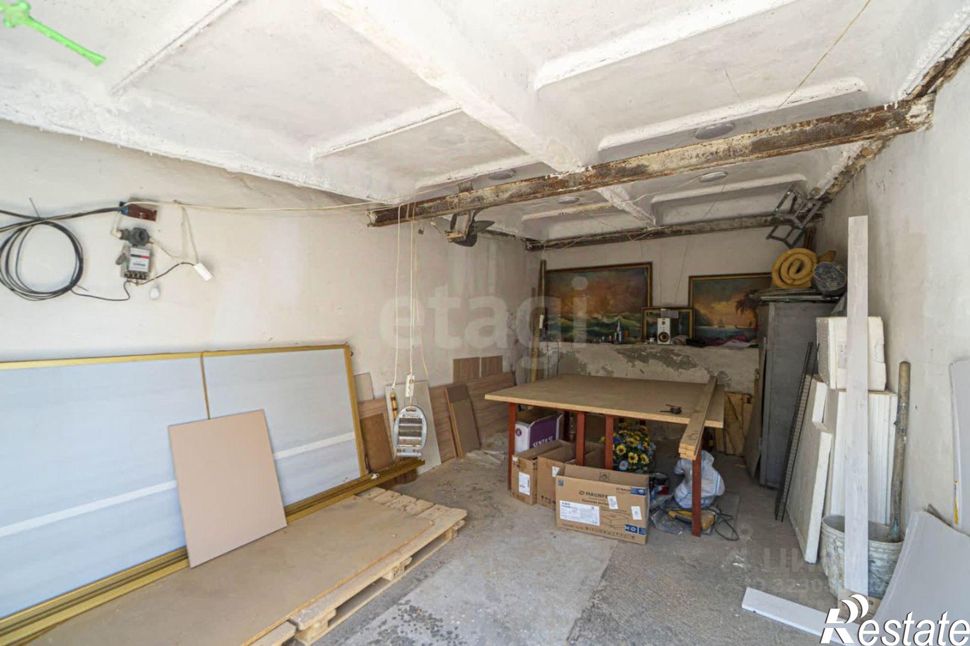 Купить гараж, место в паркинге за 2 395 220 рублей на улица Адмирала Октябрьского, 19