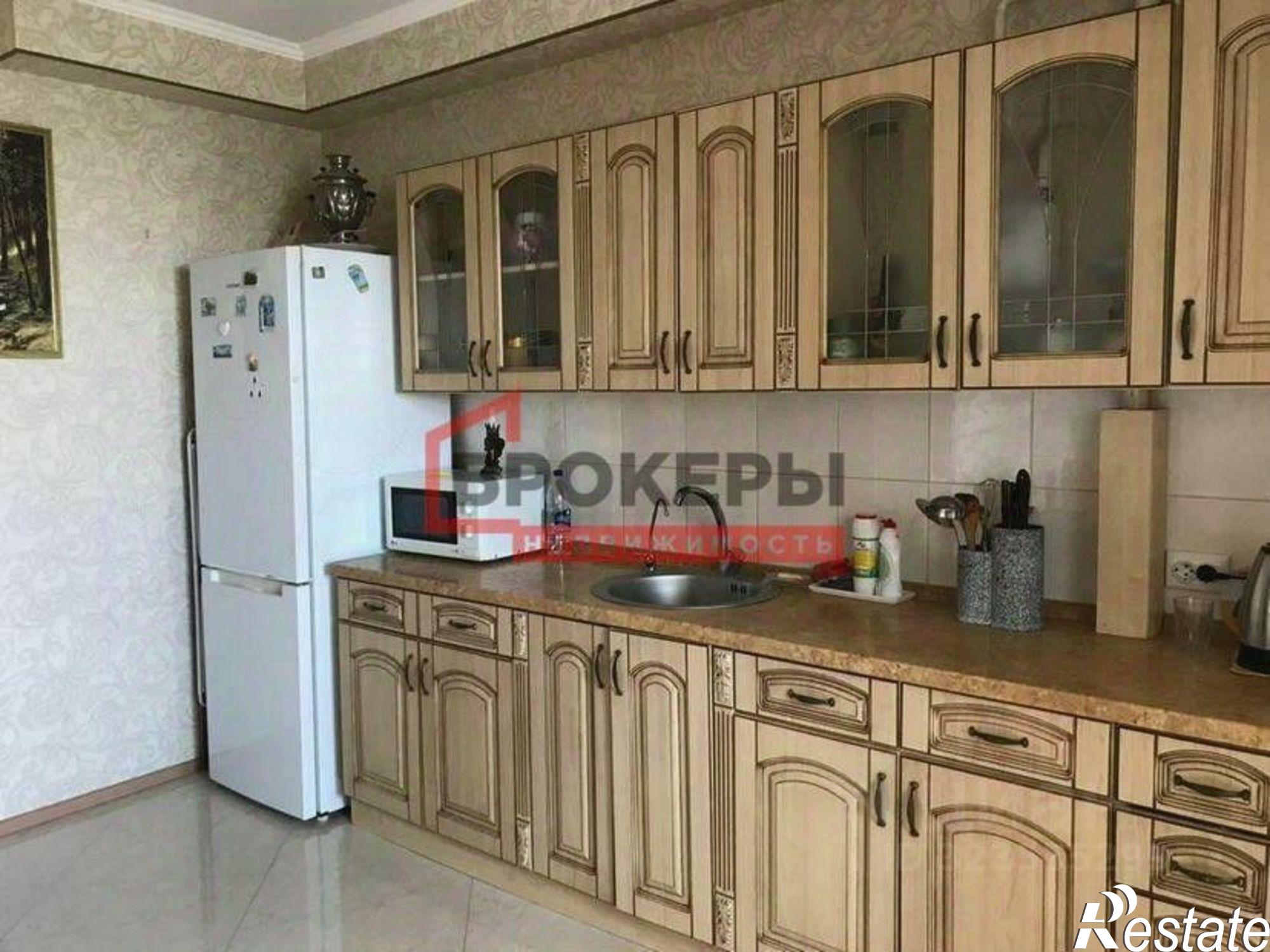 Купить квартиру за 12 000 000 рублей на Маячная улица, 16