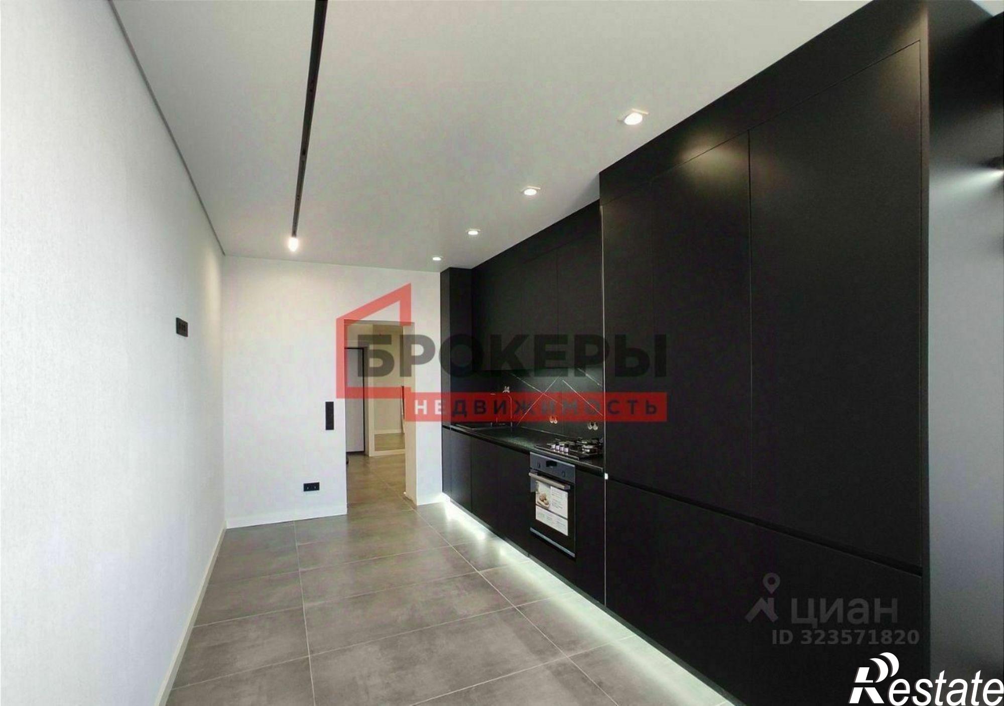 Купить квартиру за 25 000 000 рублей на Античный проспект, 4