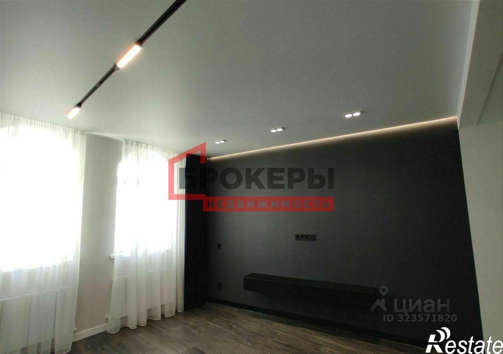 Купить квартиру за 25 000 000 рублей на Античный проспект, 4