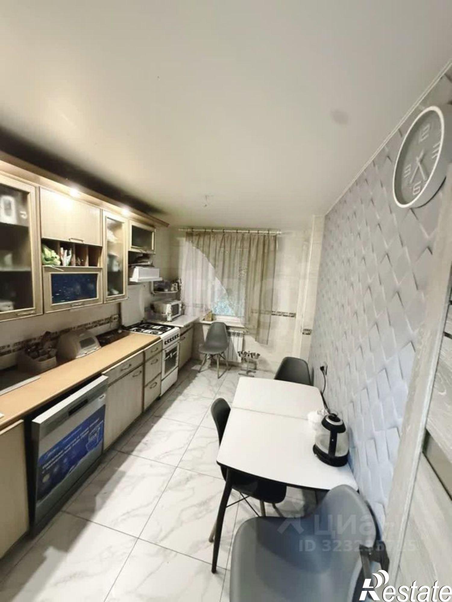 Купить квартиру за 14 600 000 рублей на улица Александра Маринеско, 4Б