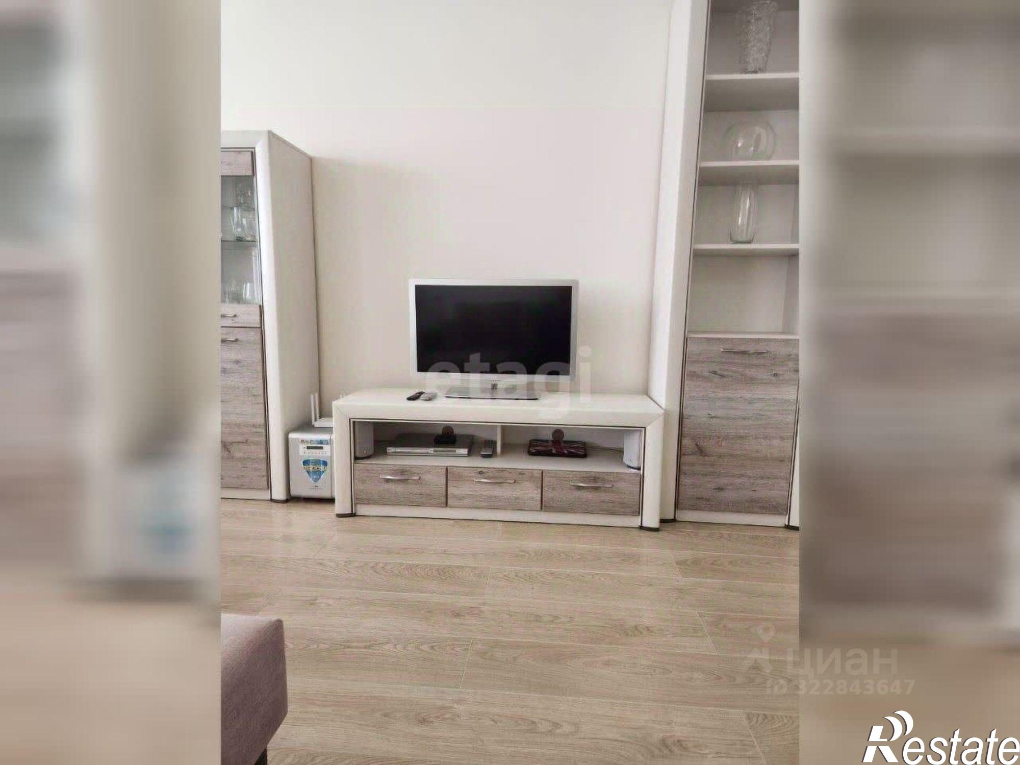 Купить квартиру за 10 000 000 рублей на ул Советская, 1