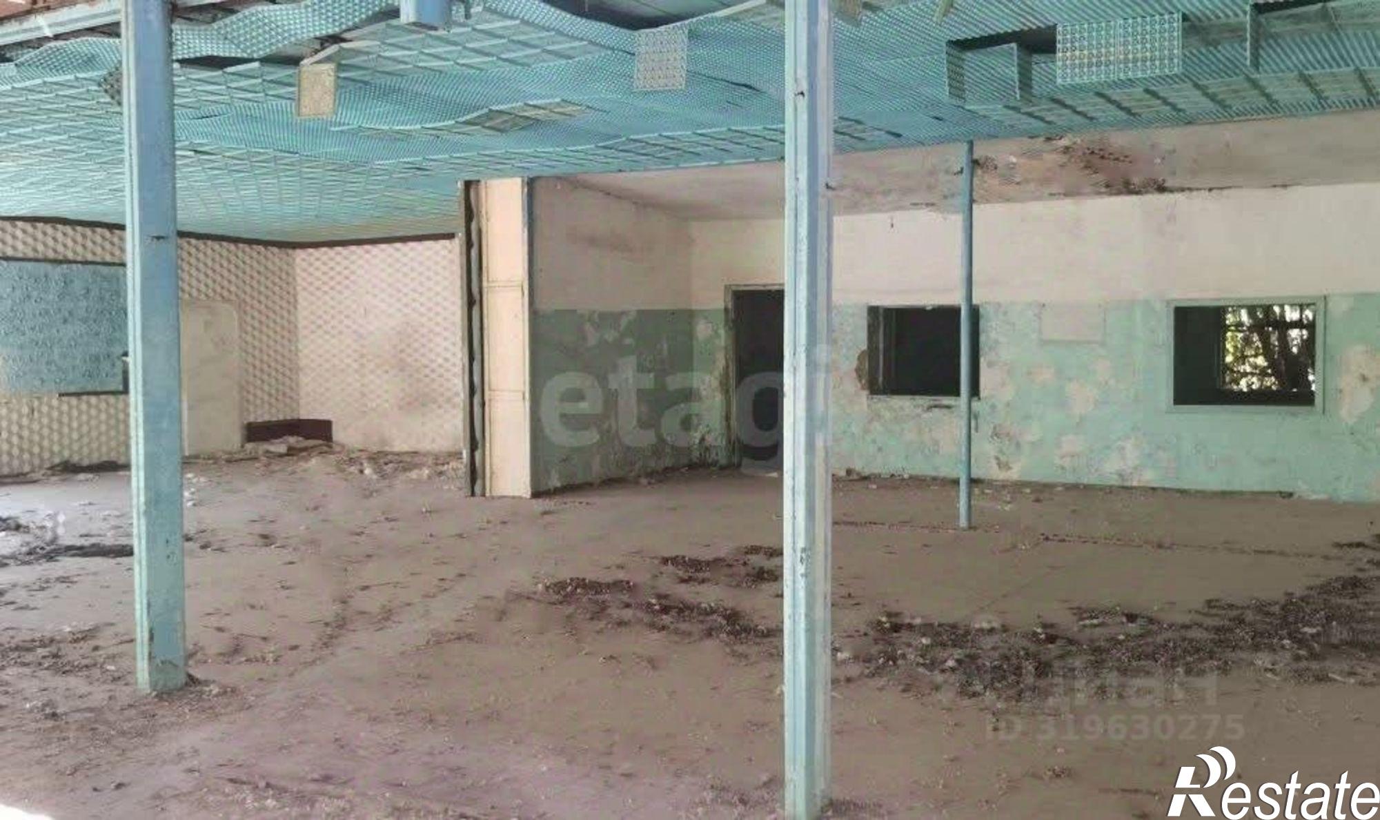 Купить торговое помещение за 5 996 710 рублей на ул А.Кима