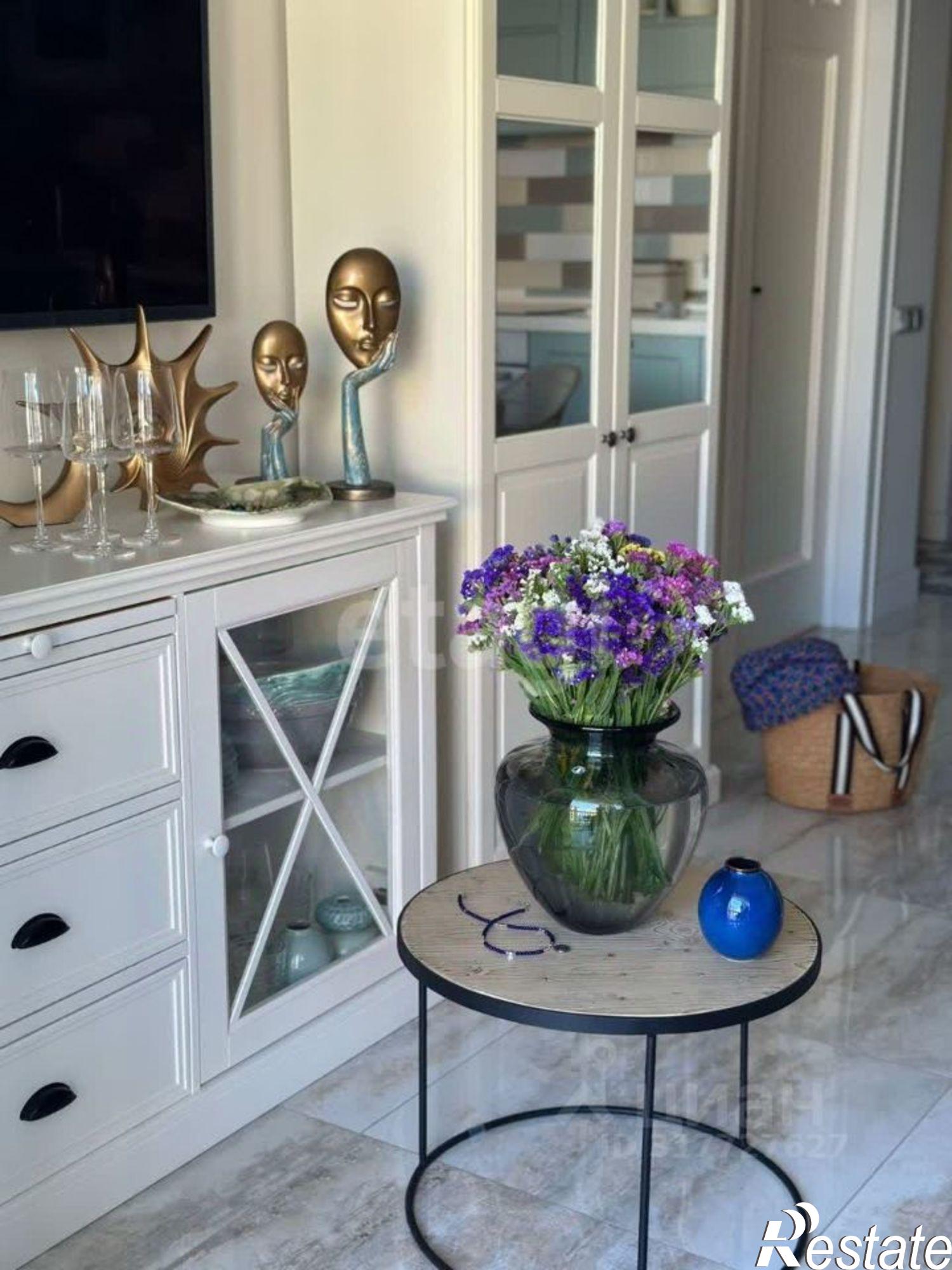 Купить квартиру за 19 900 000 рублей на Прибрежная улица, 1А