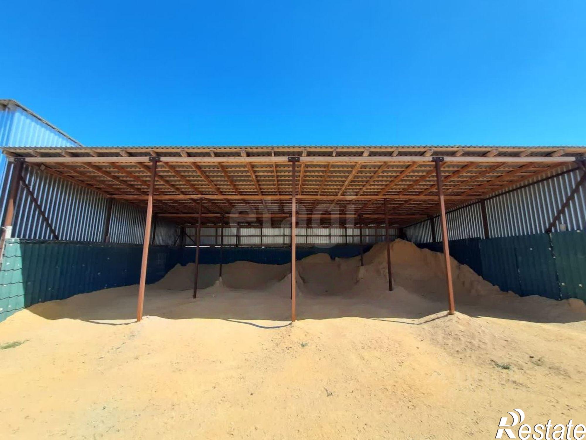 Купить складское помещение за 44 500 500 рублей на ул Солнечная