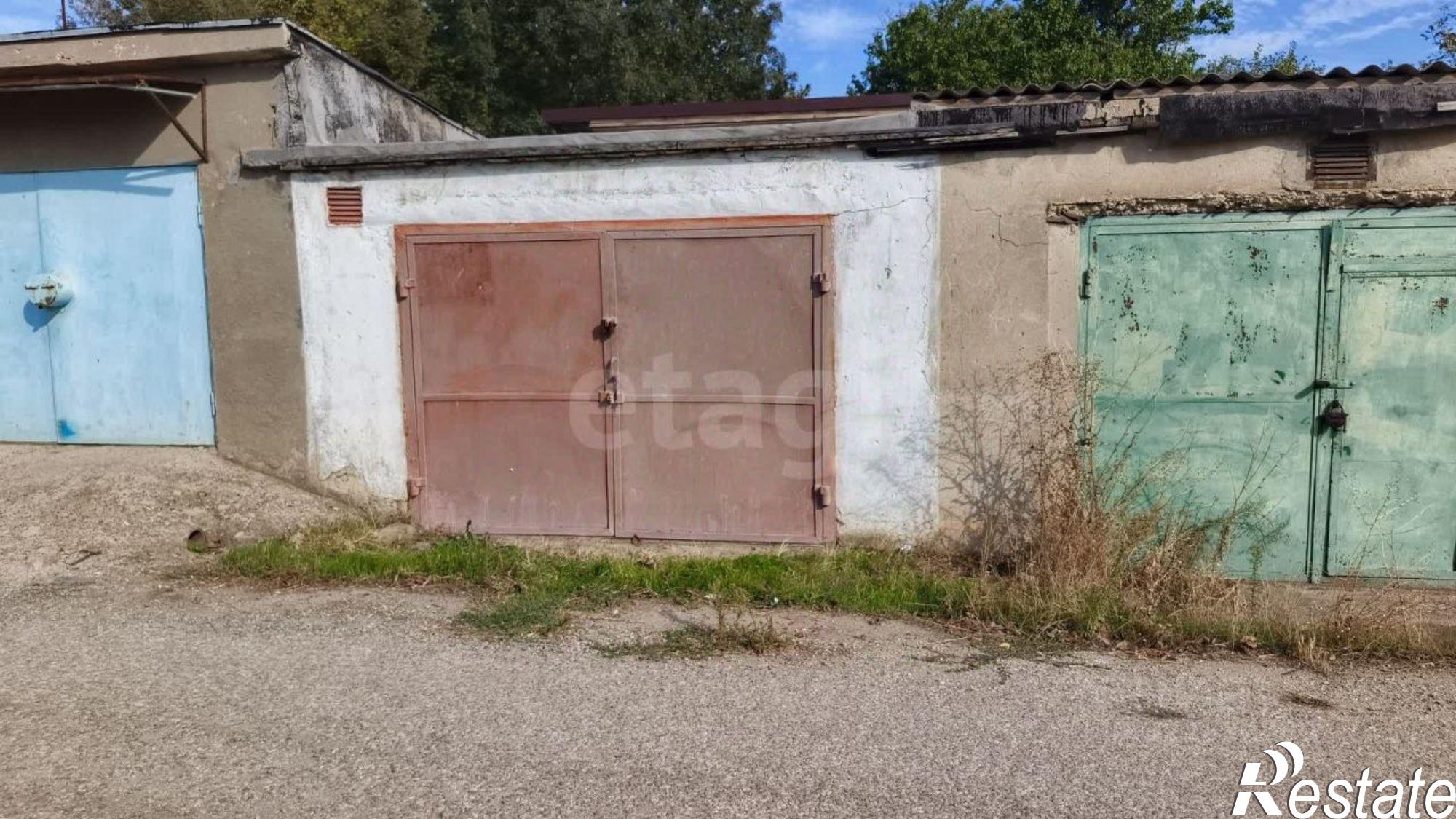 Купить гараж, место в паркинге за 672 496 рублей на улица Гайнутдинова, 2